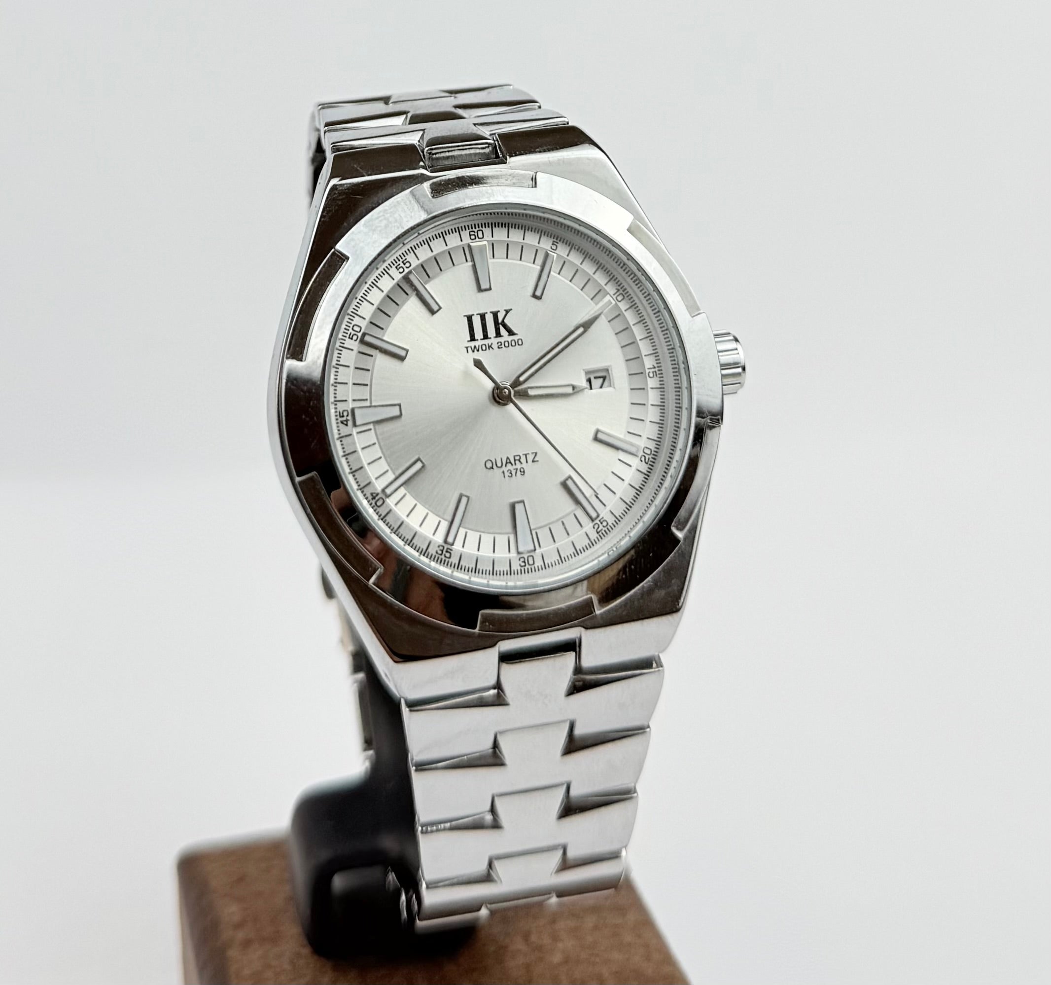 EQUATOR IIK TWOK 2000